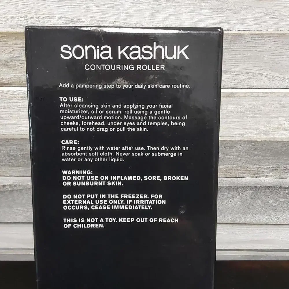Sonia Kashuk Contouring Roller - Skin Care Tool for a Radiant Glow
